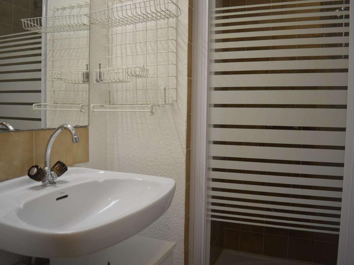 Studio Cabine A St-Raphael Avec Terrasse Et Parking, A 100M De La Plage - Fr-1-226A-23 Saint-Raphaël Kültér fotó