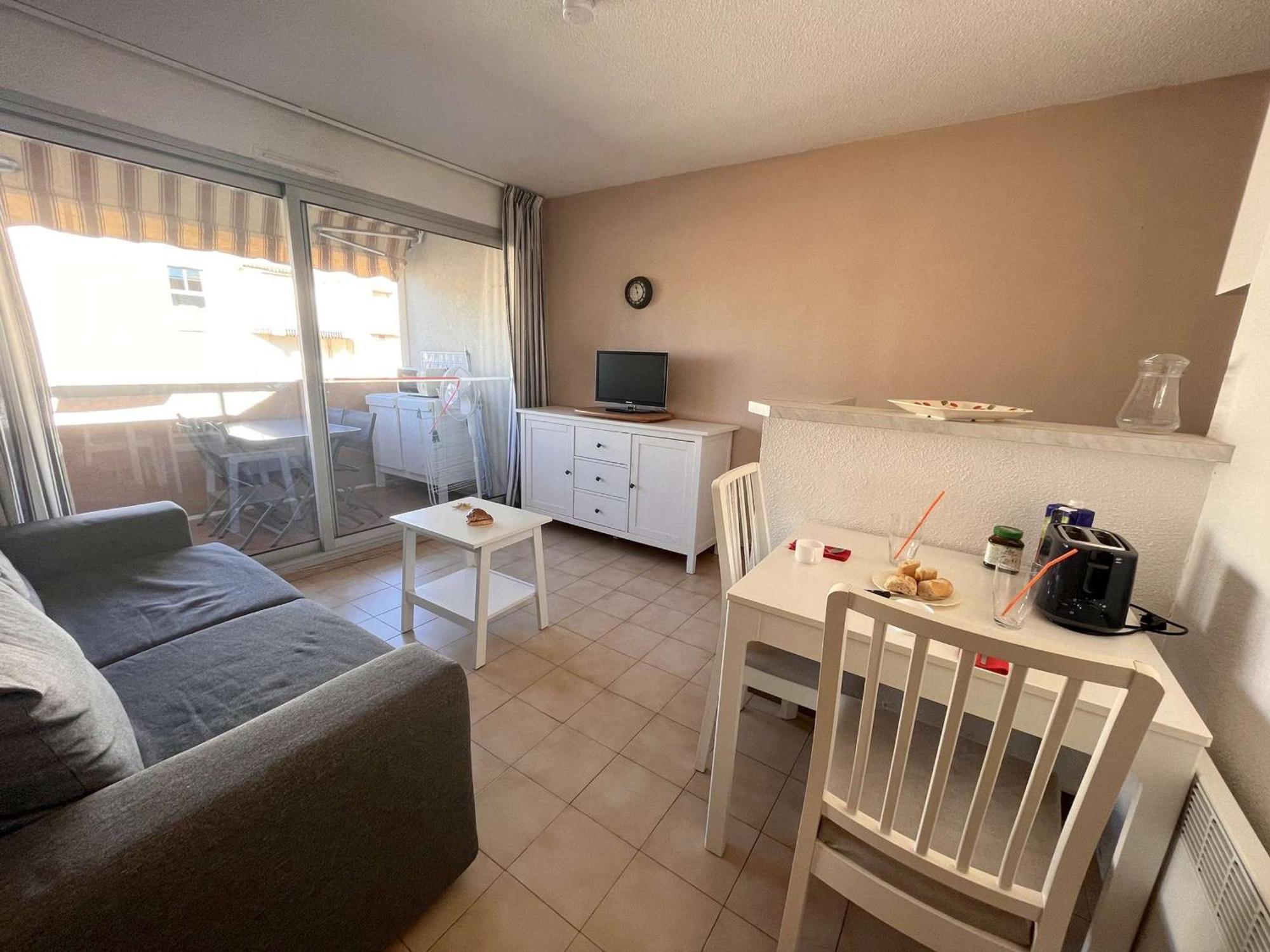 Studio Cabine A St-Raphael Avec Terrasse Et Parking, A 100M De La Plage - Fr-1-226A-23 Saint-Raphaël Kültér fotó